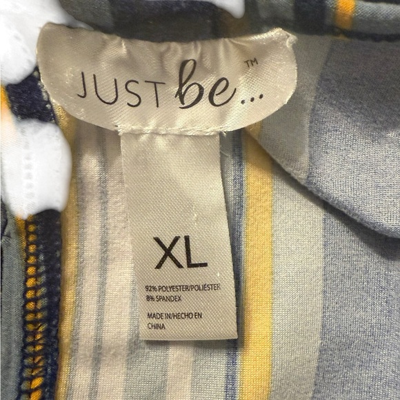 Just be …. Striped stretchy sleeveless belted jumpsuit with keyhole in back. XL - Picture 10 of 12